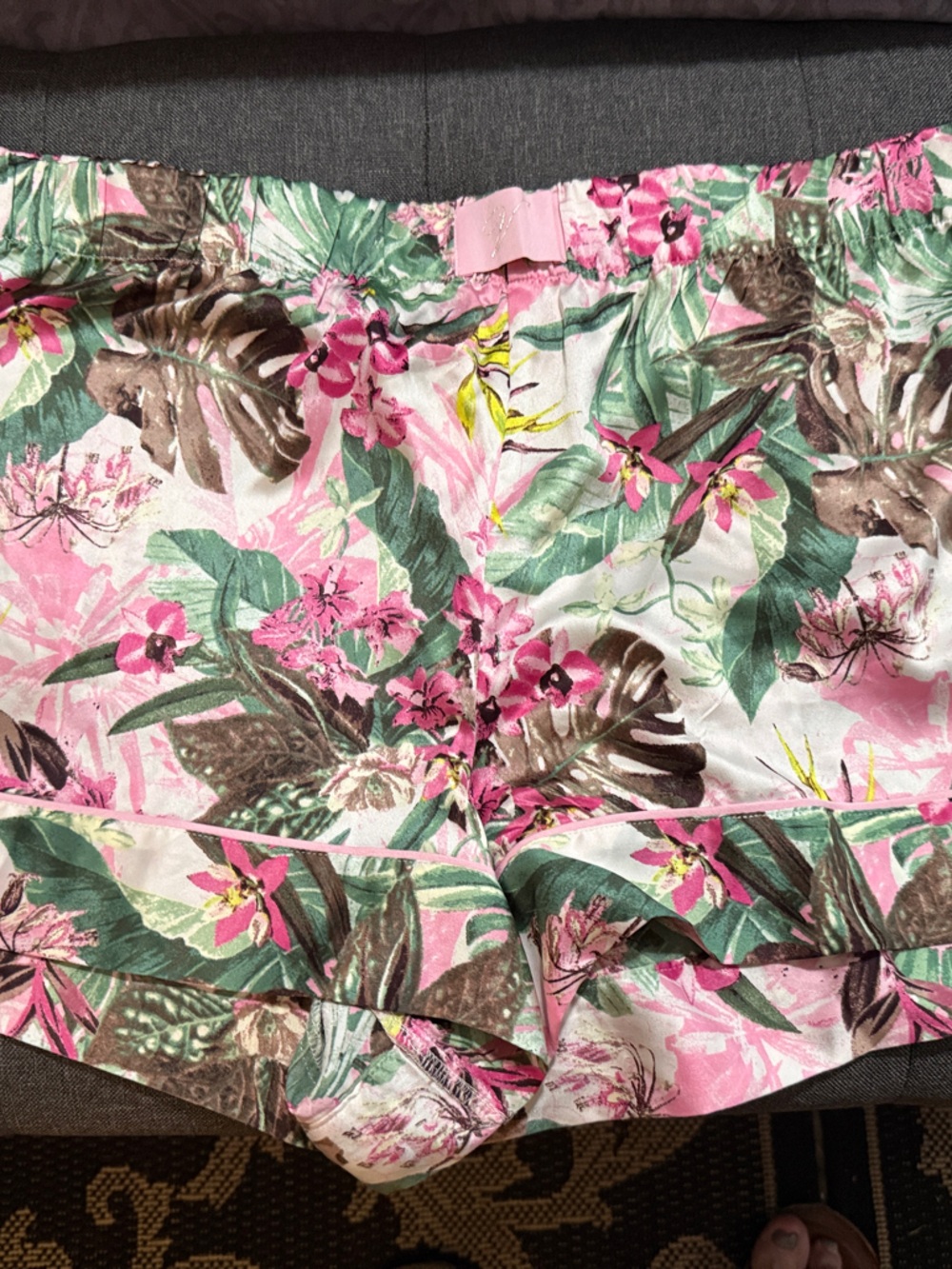 Victoria’s  Tropical Pink Floral Shorts XL